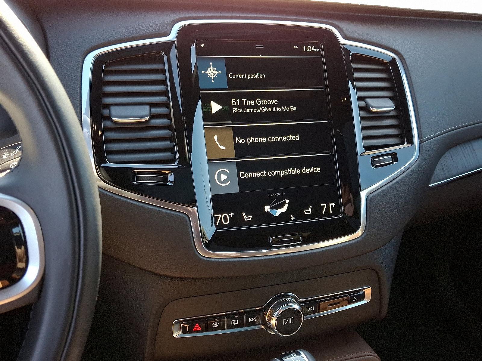 2022 Volvo XC90 Vehicle Photo in Trevose, PA 19053