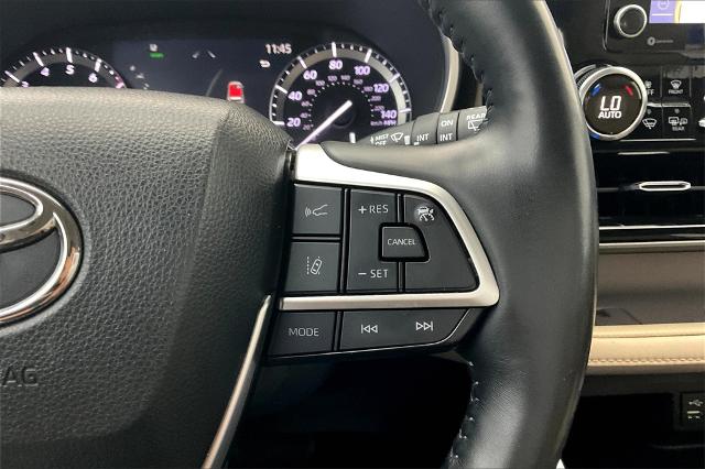 2022 Toyota Highlander Vehicle Photo in Grapevine, TX 76051