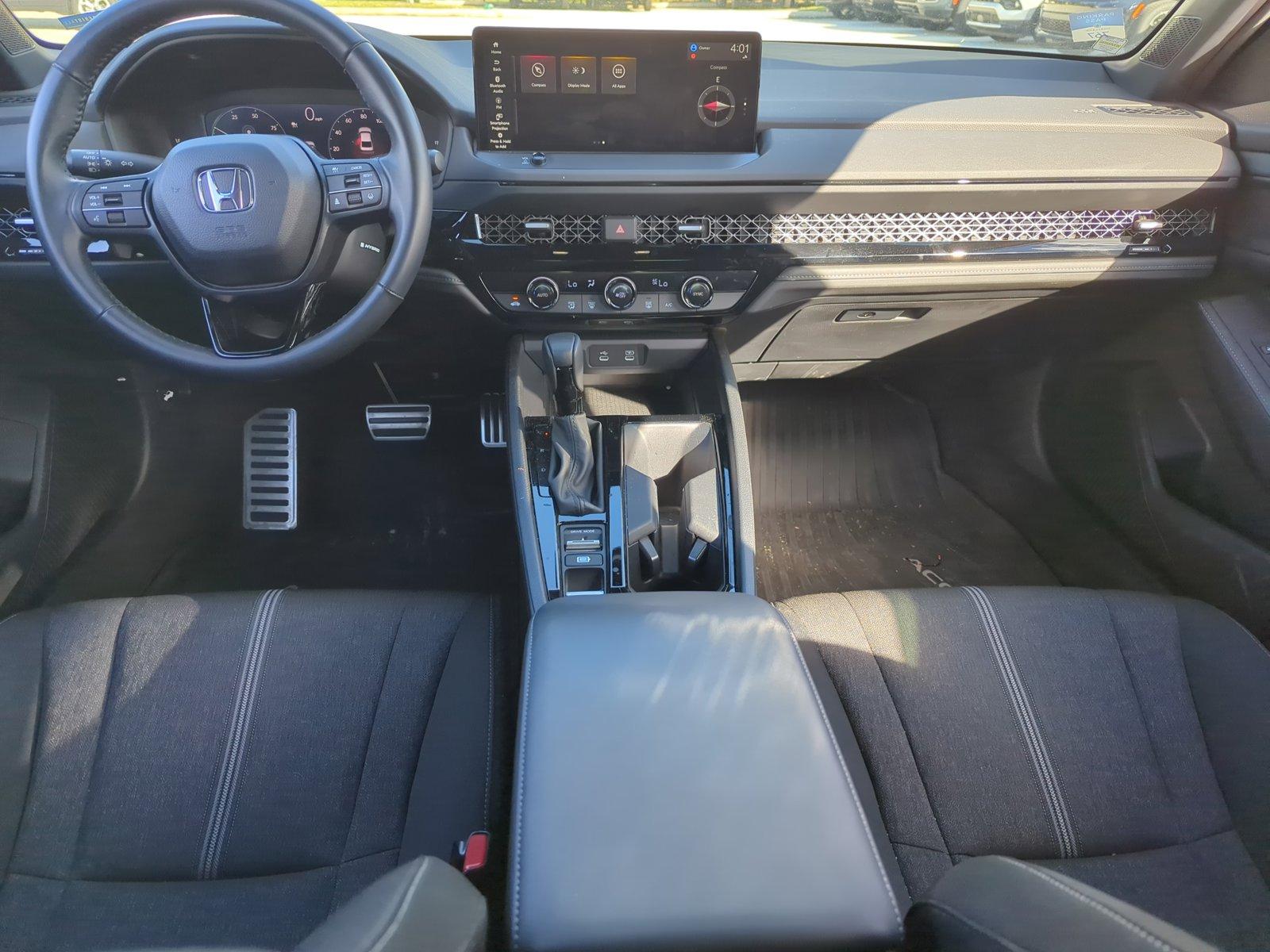 2024 Honda Accord Hybrid Vehicle Photo in Hollywood, FL 33021