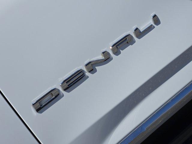 2021 GMC Yukon XL Vehicle Photo in Decatur, TX 76234