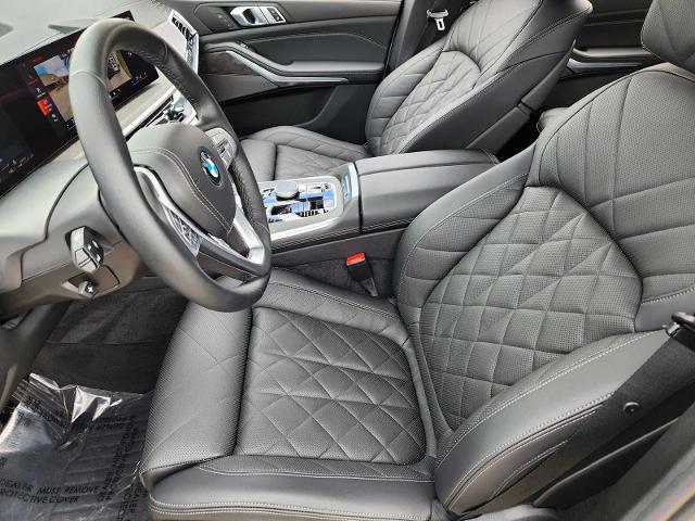 2025 BMW X7 xDrive40i Vehicle Photo in PLANO, TX 75024