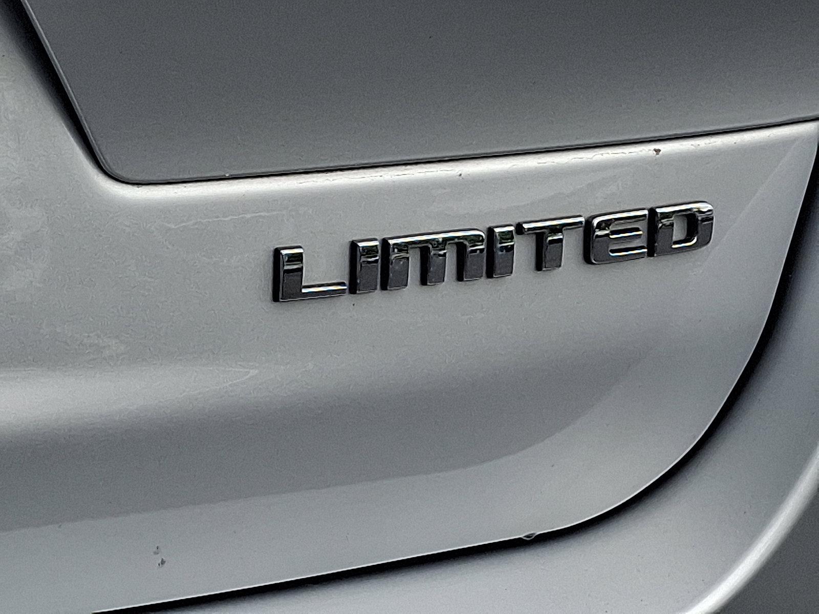 2022 Jeep Grand Cherokee L Vehicle Photo in Harrisburg, PA 17111