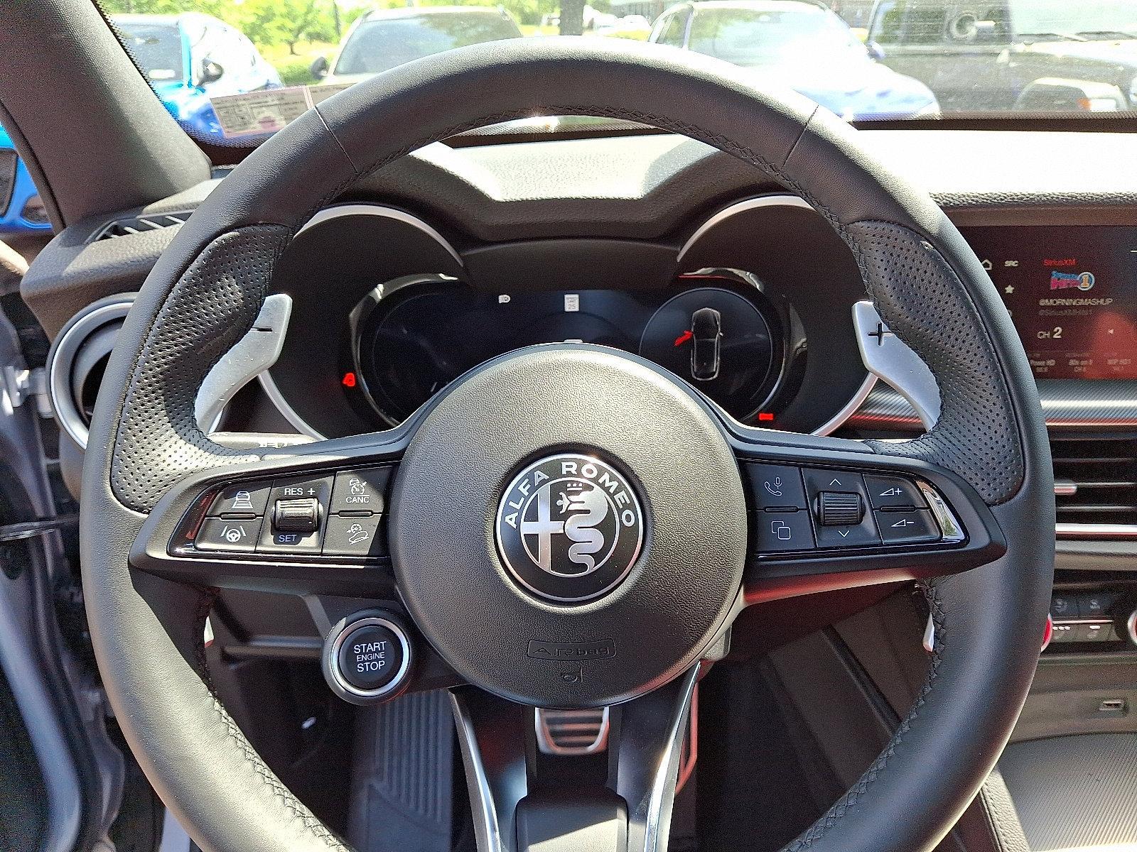 2025 Alfa Romeo Stelvio Vehicle Photo in Willow Grove, PA 19090