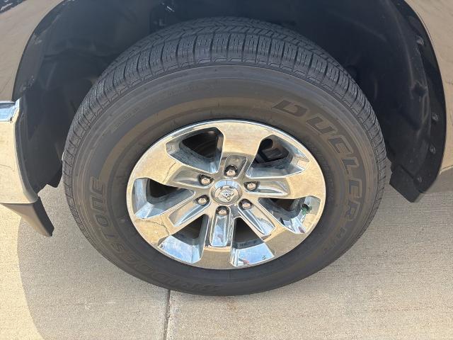2019 Ram 1500 Vehicle Photo in Peoria, IL 61615