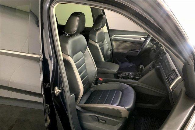 2023 Volkswagen Atlas Vehicle Photo in KANSAS CITY, MO 64114-4502