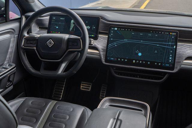 2022 Rivian R1S Vehicle Photo in DANBURY, CT 06810-5034