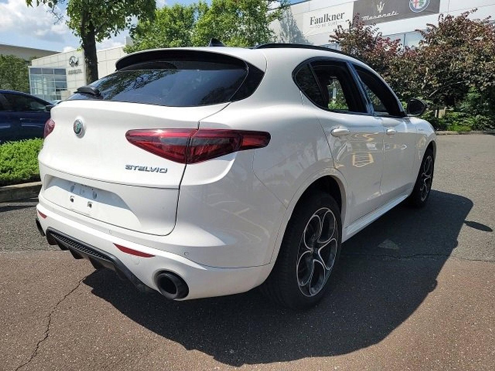 2022 Alfa Romeo Stelvio Vehicle Photo in Willow Grove, PA 19090