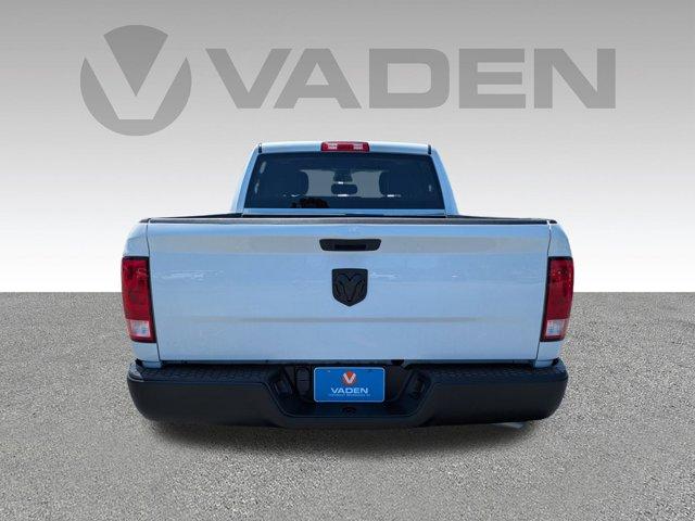 2022 Ram 1500 Classic Vehicle Photo in BRUNSWICK, GA 31525-1881