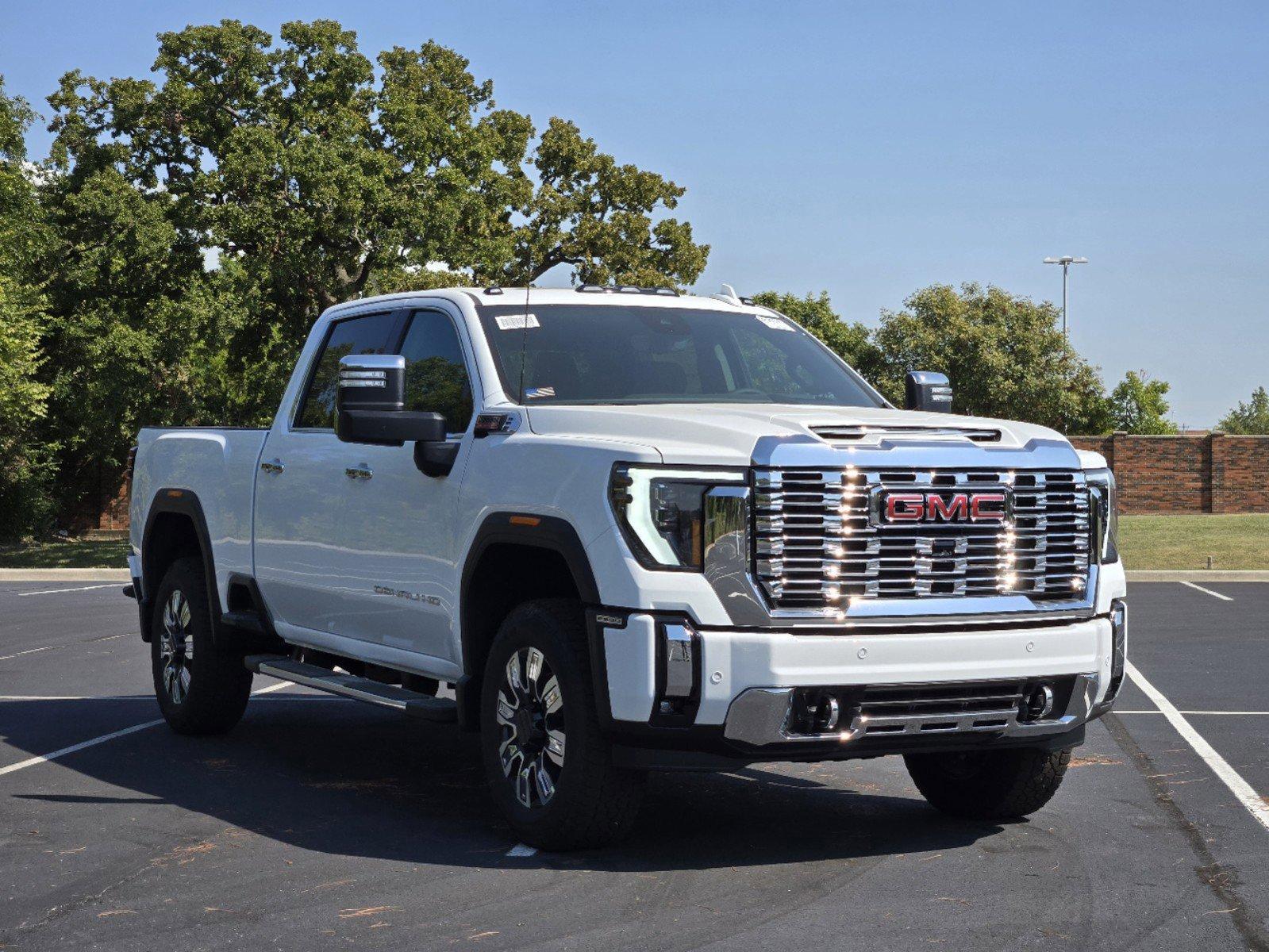 2025 GMC Sierra 2500 HD Vehicle Photo in DALLAS, TX 75209-3016