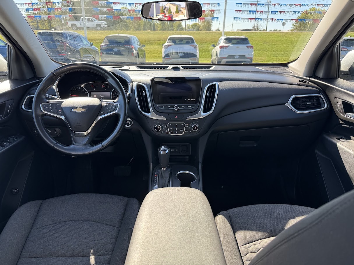 2020 Chevrolet Equinox Vehicle Photo in BOONVILLE, IN 47601-9633