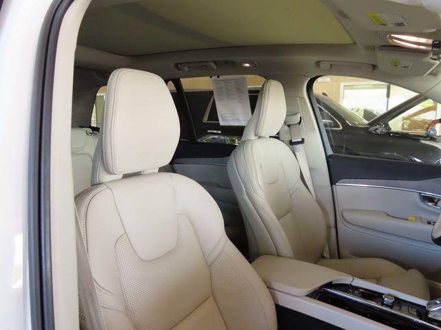 2023 Volvo XC90 Vehicle Photo in DELRAY BEACH, FL 33483-3294