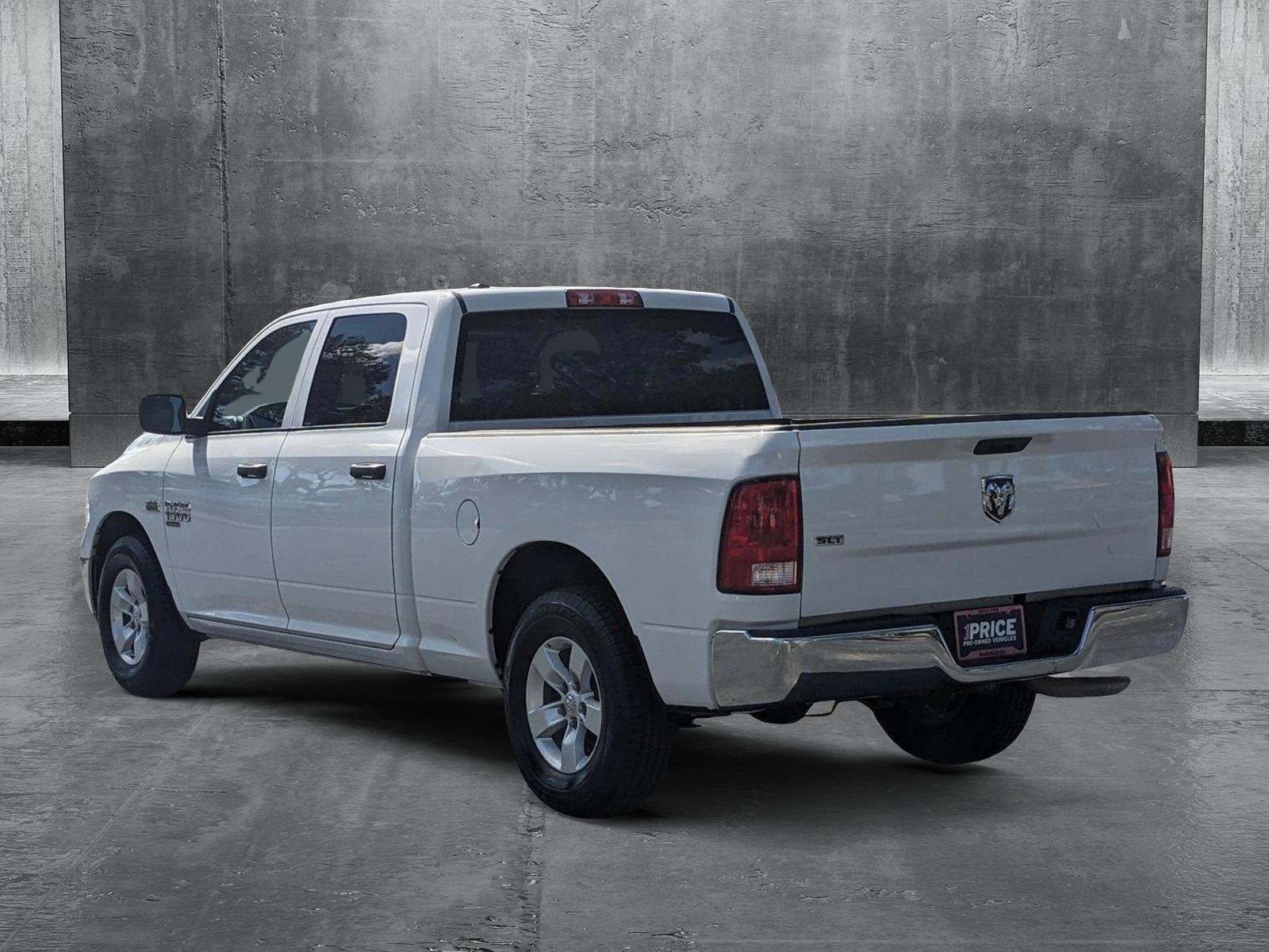 2022 Ram 1500 Classic Vehicle Photo in Pembroke Pines, FL 33027