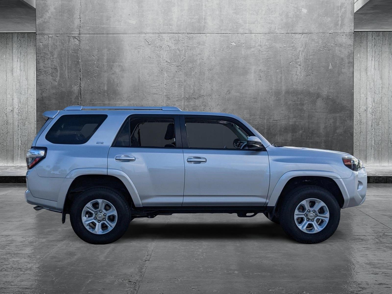 2017 Toyota 4Runner Vehicle Photo in Davie, FL 33331