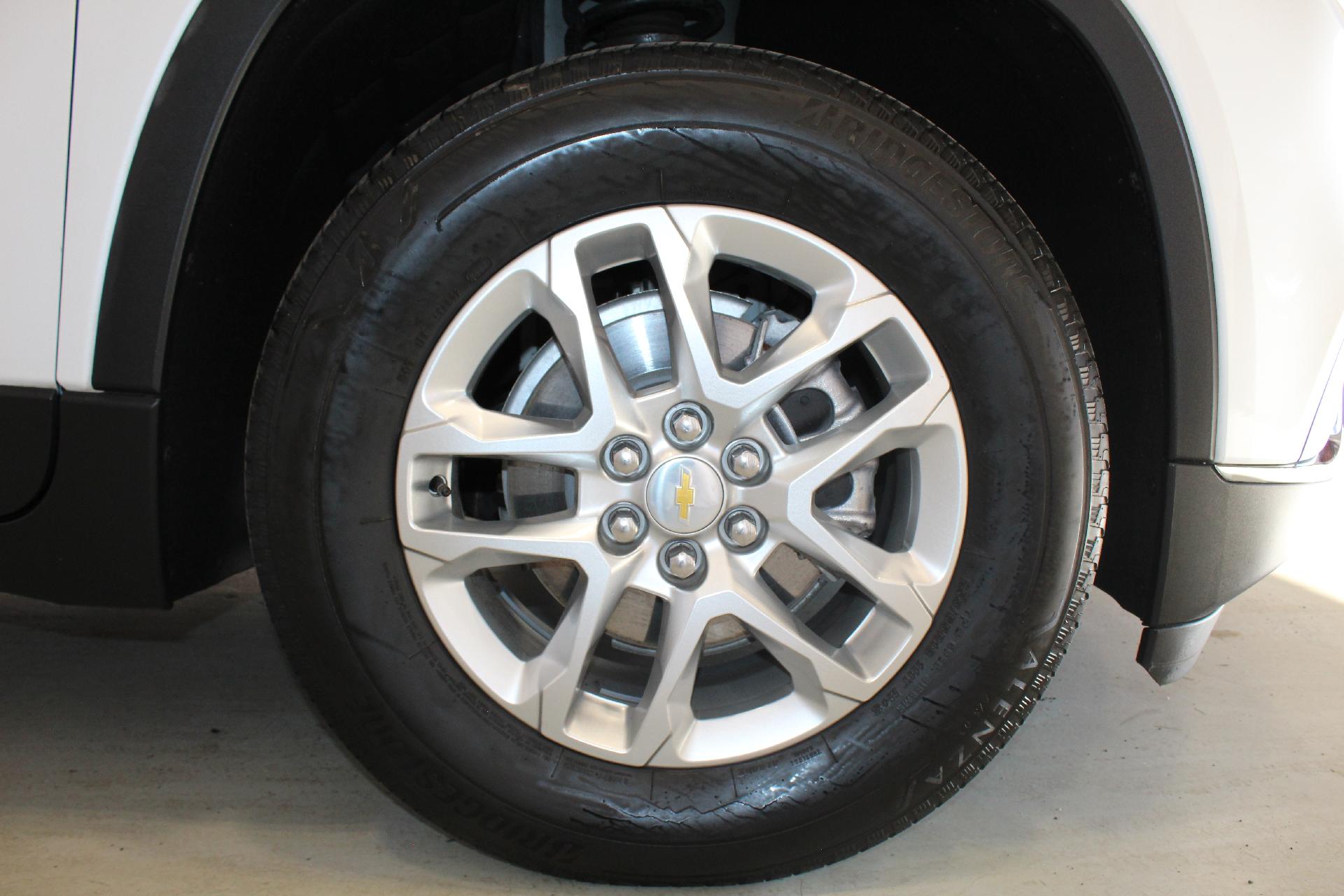 2021 Chevrolet Traverse Vehicle Photo in NORTHAMPTON, MA 01060-1120