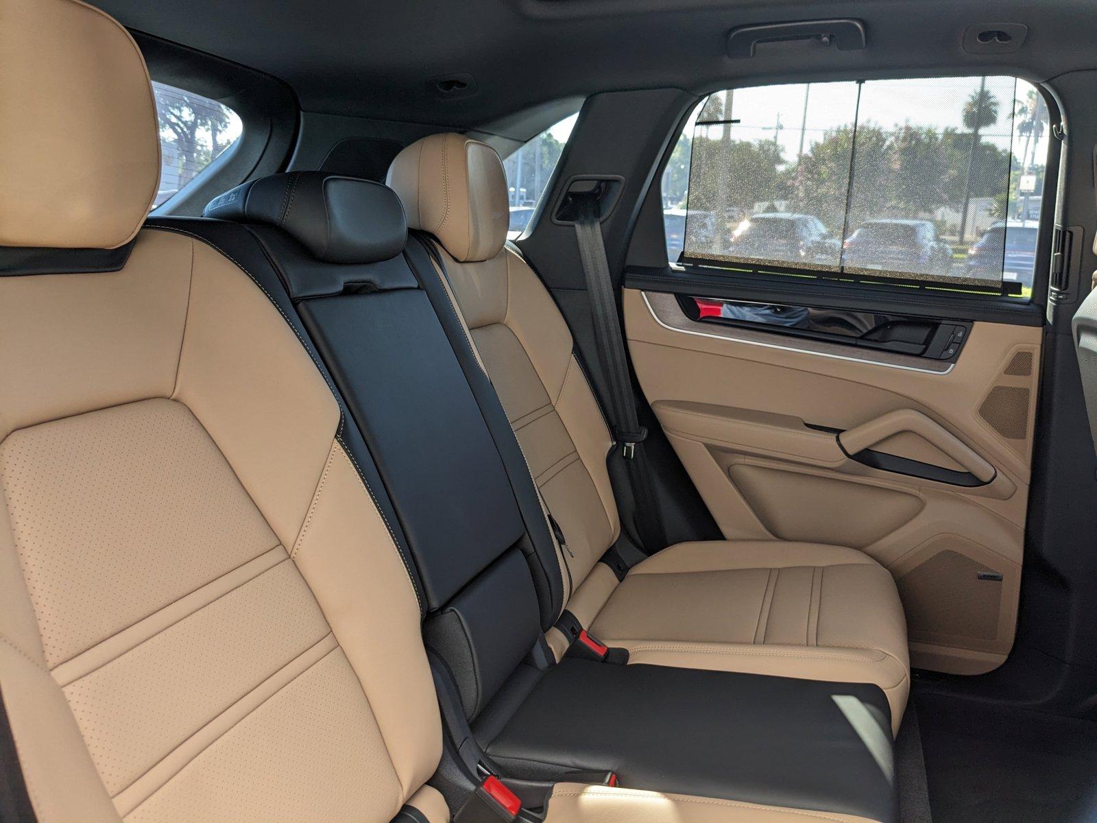 2024 Porsche Cayenne Vehicle Photo in Maitland, FL 32751