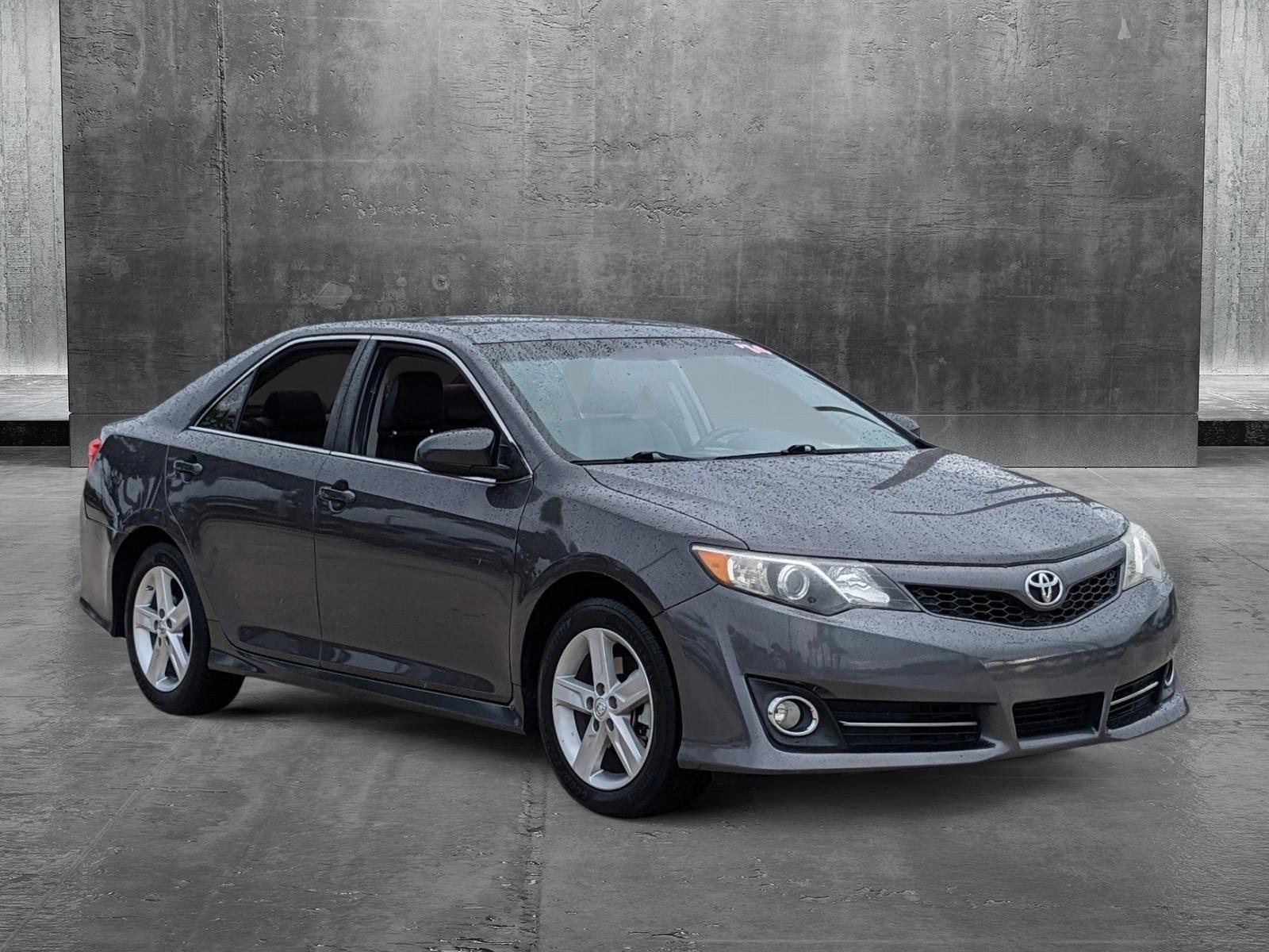 2014 Toyota Camry Vehicle Photo in Davie, FL 33331