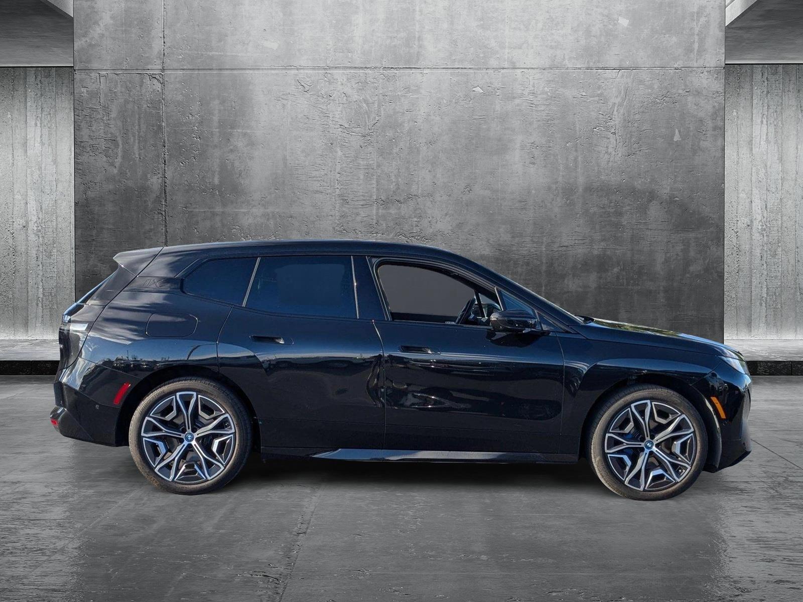 2024 BMW iX Vehicle Photo in VALENCIA, CA 91355-1705