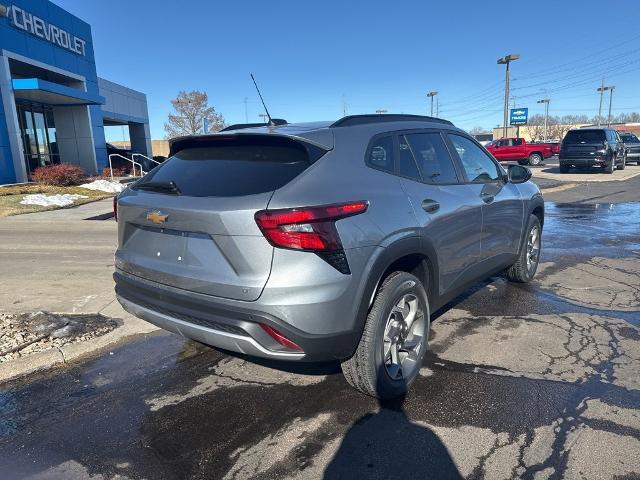 2025 Chevrolet Trax Vehicle Photo in MANHATTAN, KS 66502-5036