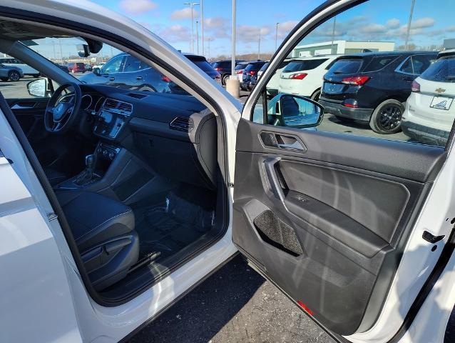 2021 Volkswagen Tiguan Vehicle Photo in GREEN BAY, WI 54304-5303