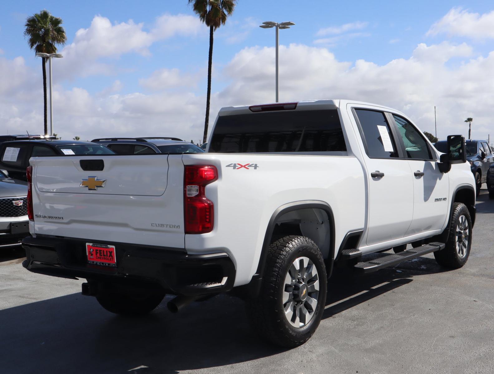 2024 Chevrolet Silverado 2500 HD Vehicle Photo in LOS ANGELES, CA 90007-3794