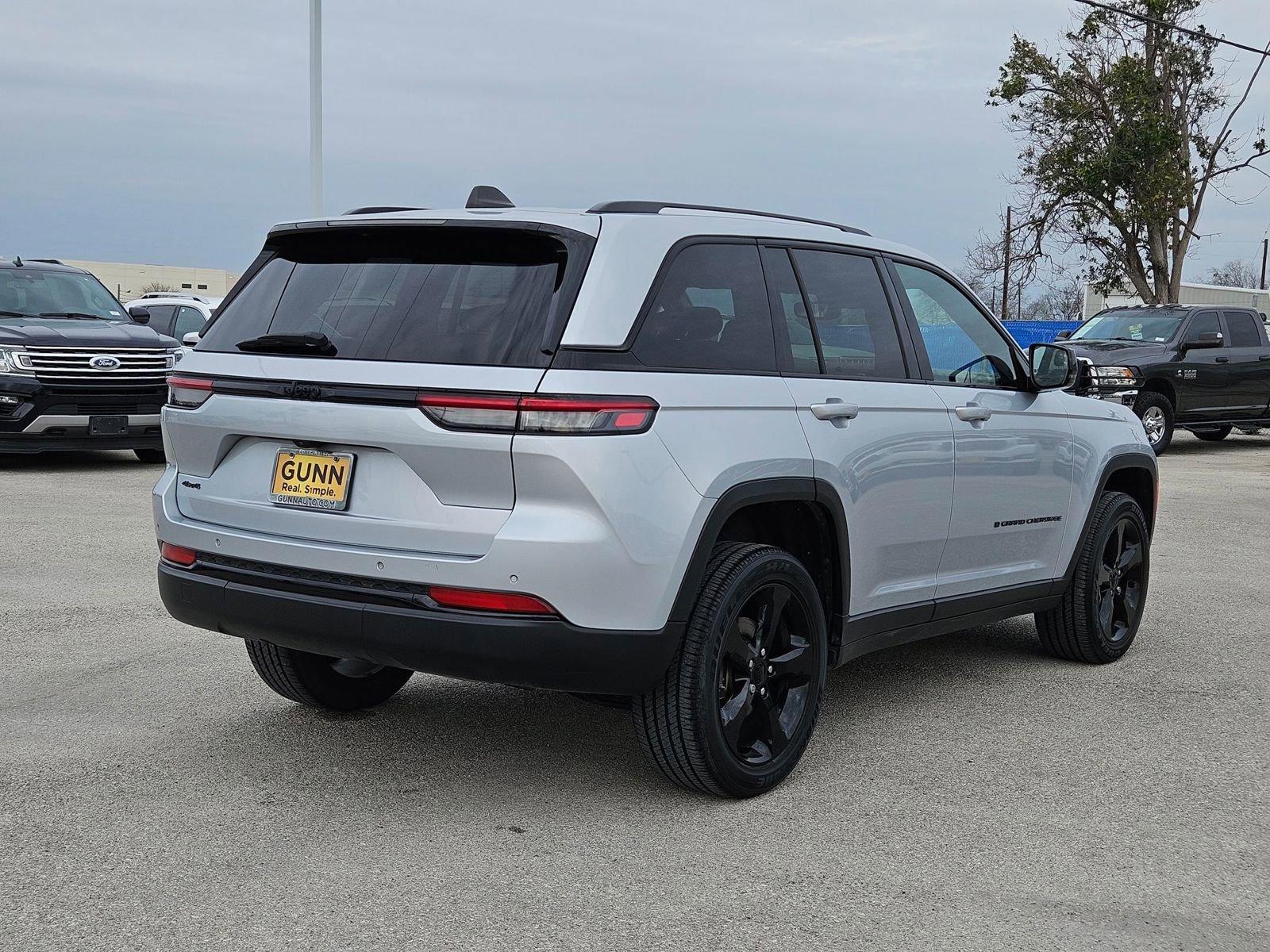 2022 Jeep Grand Cherokee Vehicle Photo in Seguin, TX 78155