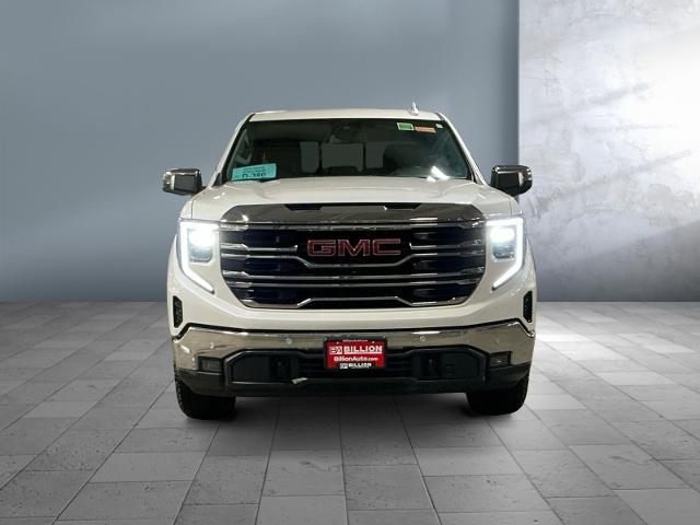 Used 2022 GMC Sierra 1500 SLT with VIN 3GTUUDET0NG649624 for sale in Sioux Falls, SD