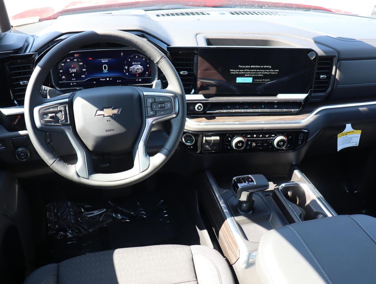 2025 Chevrolet Silverado 1500 Vehicle Photo in LOS ANGELES, CA 90007-3794