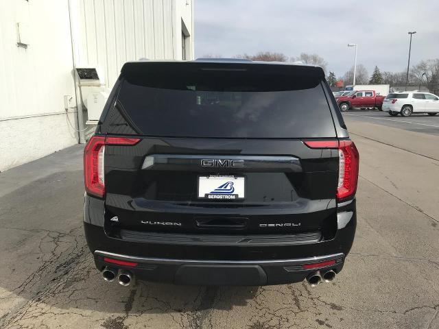 2023 GMC Yukon XL Vehicle Photo in GREEN BAY, WI 54303-3330