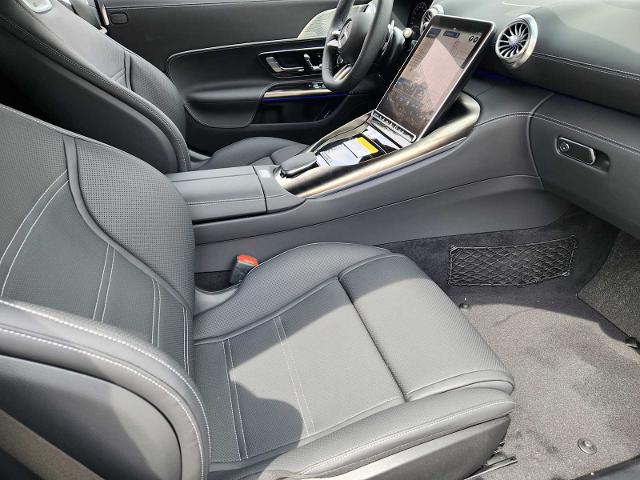 2025 Mercedes-Benz SL Vehicle Photo in HOUSTON, TX 77079