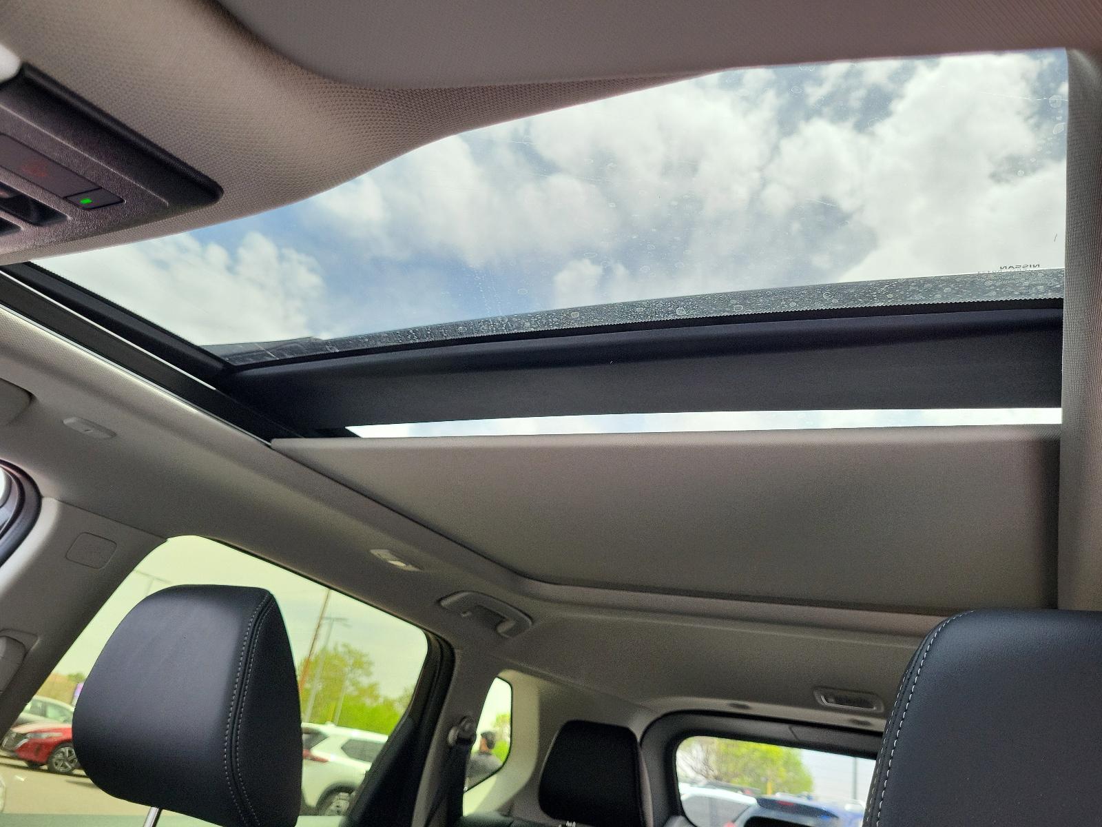 2025 Nissan Rogue Vehicle Photo in Albuquerque, NM 87110