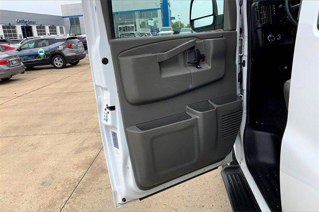 2021 Chevrolet Express Passenger 3500 Vehicle Photo in TOPEKA, KS 66609-0000
