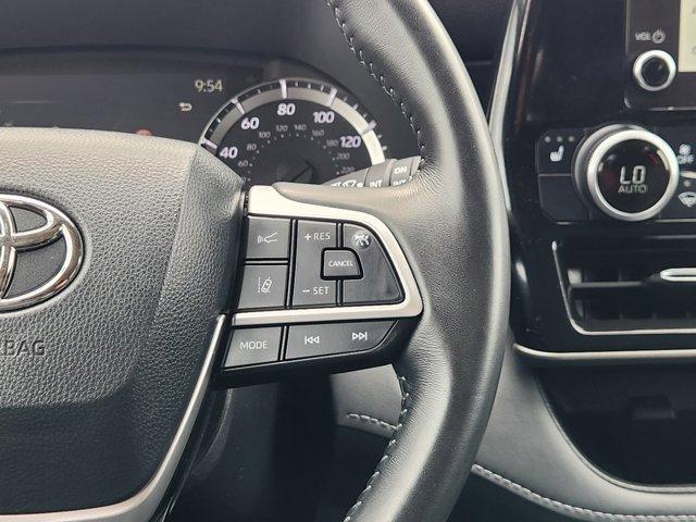 2024 Toyota Highlander Vehicle Photo in SUGAR LAND, TX 77478-0000