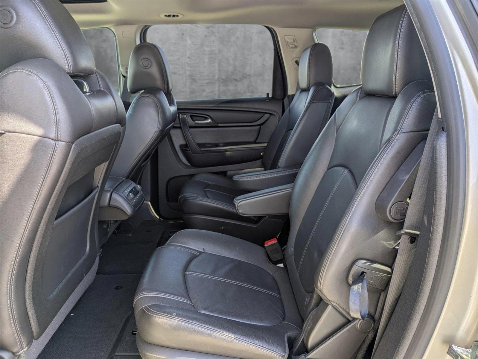 2015 Chevrolet Traverse Vehicle Photo in Tustin, CA 92782