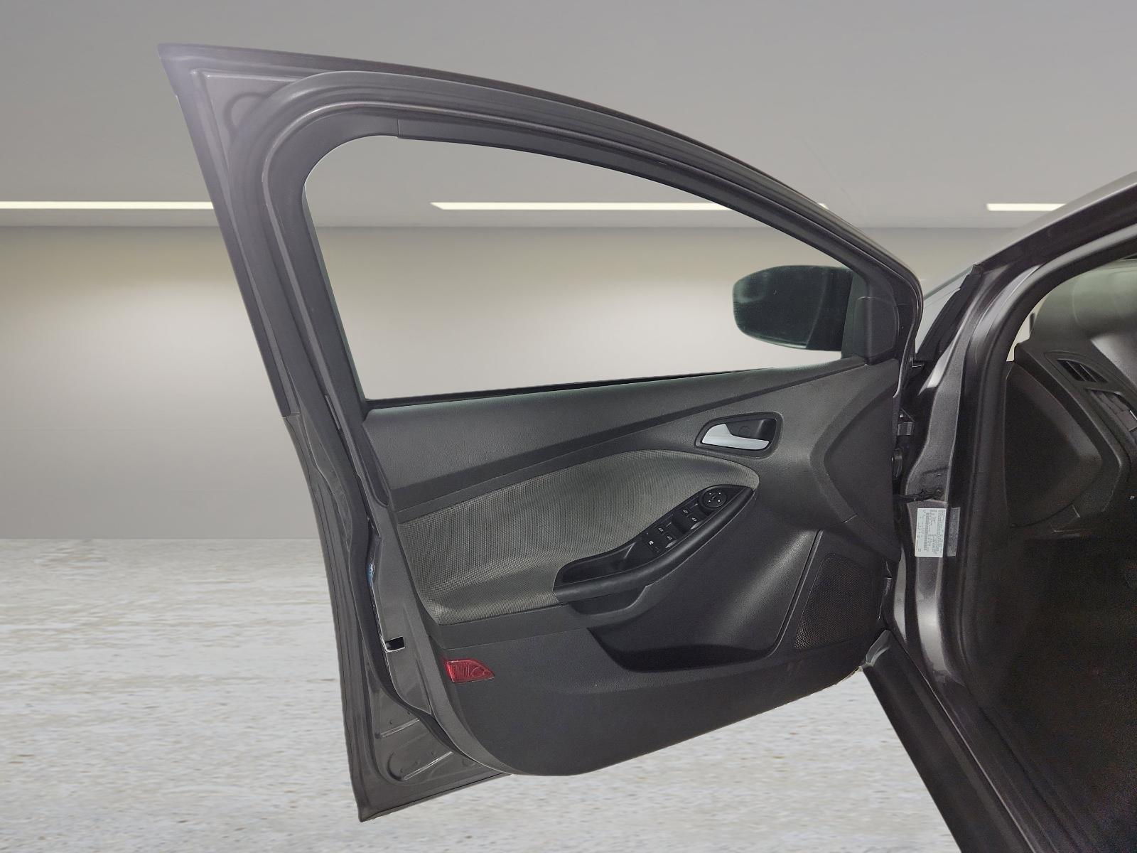 2014 Ford Focus Vehicle Photo in GEORGETOWN, TX 78626-7508