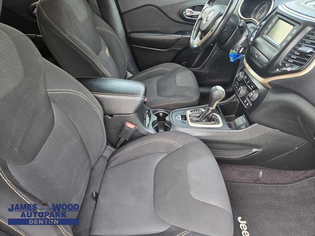 2016 Jeep Cherokee Vehicle Photo in DENTON, TX 76210-9321