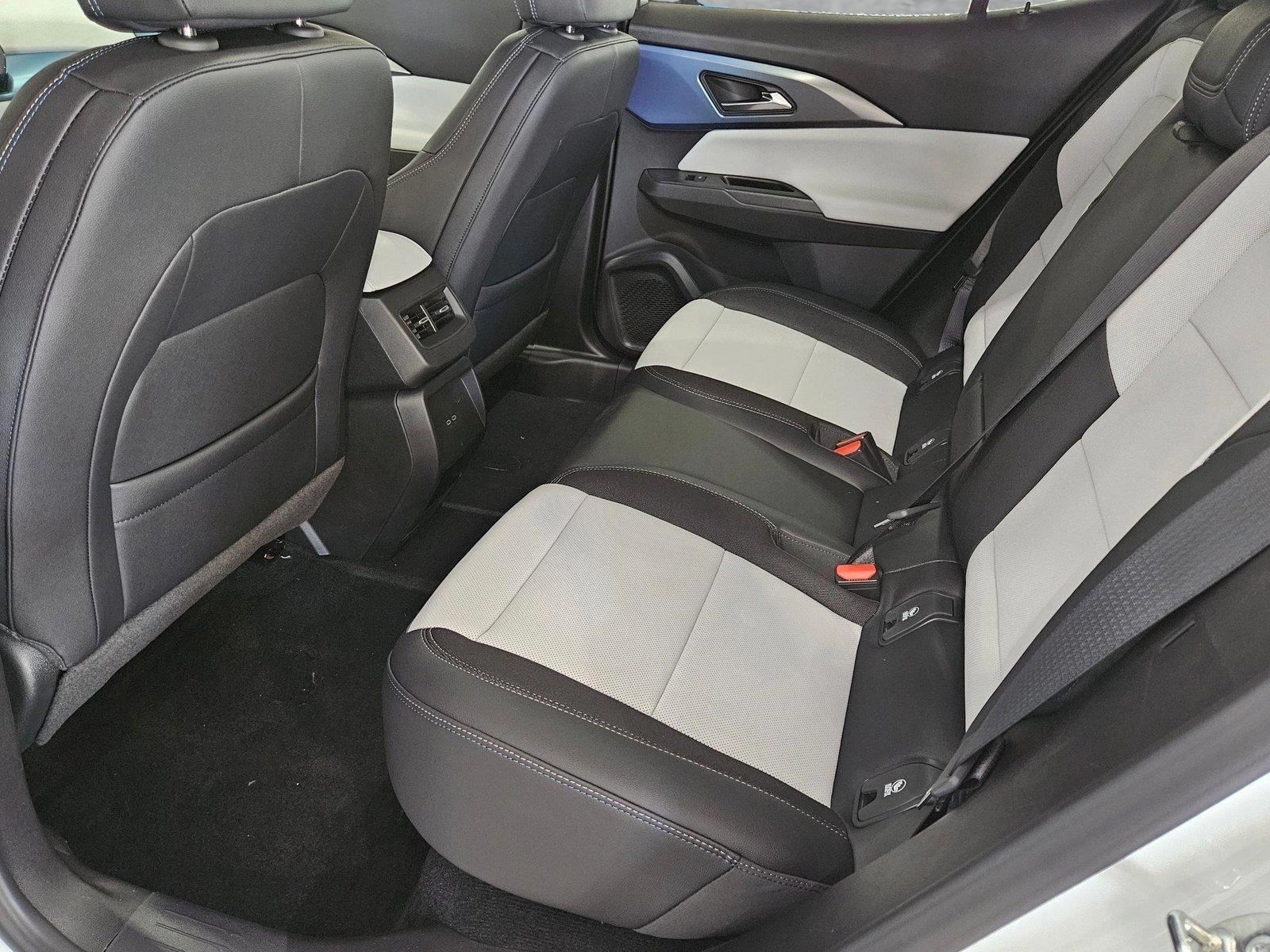 2025 Chevrolet Equinox EV Vehicle Photo in GREENACRES, FL 33463-3207