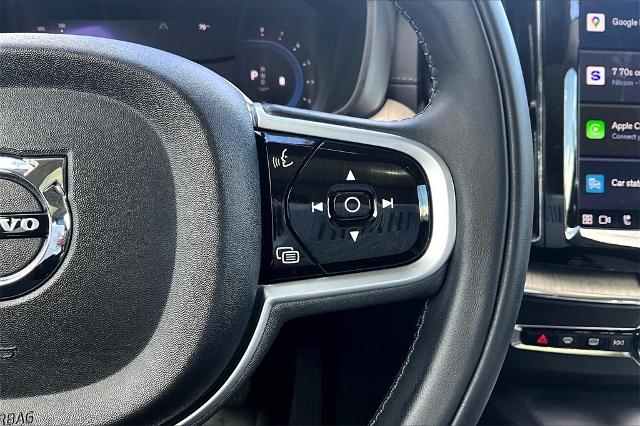 2022 Volvo XC60 Vehicle Photo in Houston, TX 77007