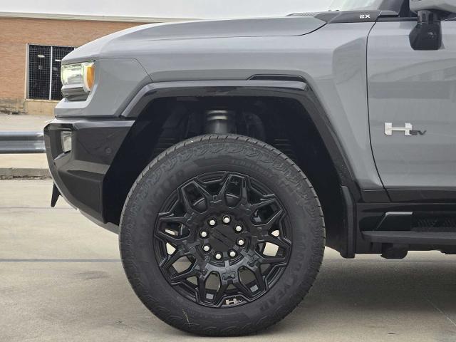 2025 GMC HUMMER EV Pickup Vehicle Photo in DALLAS, TX 75209-3016