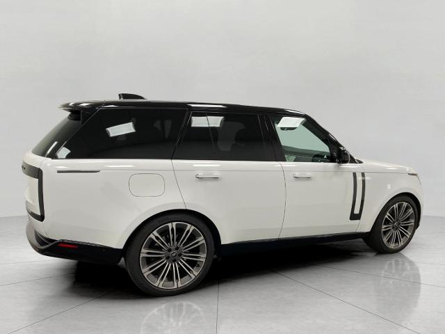 2025 Range Rover Vehicle Photo in Appleton, WI 54913