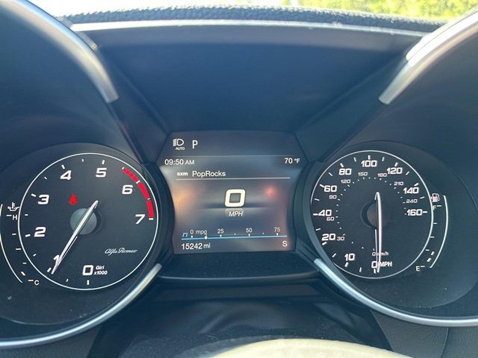 2022 Alfa Romeo Giulia Vehicle Photo in Willow Grove, PA 19090
