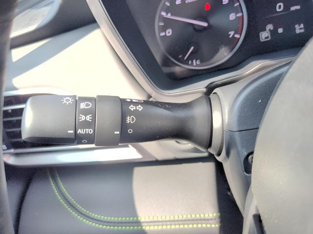2025 Subaru Outback Vehicle Photo in Green Bay, WI 54304
