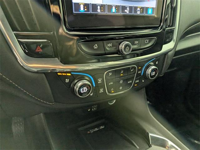 2023 Chevrolet Traverse Vehicle Photo in ENGLEWOOD, CO 80113-6708