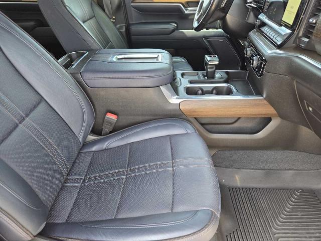 2022 Chevrolet Silverado 1500 Vehicle Photo in DENTON, TX 76210-9321
