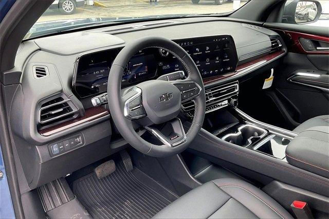 2025 Chevrolet Traverse Vehicle Photo in INDEPENDENCE, MO 64055-1314