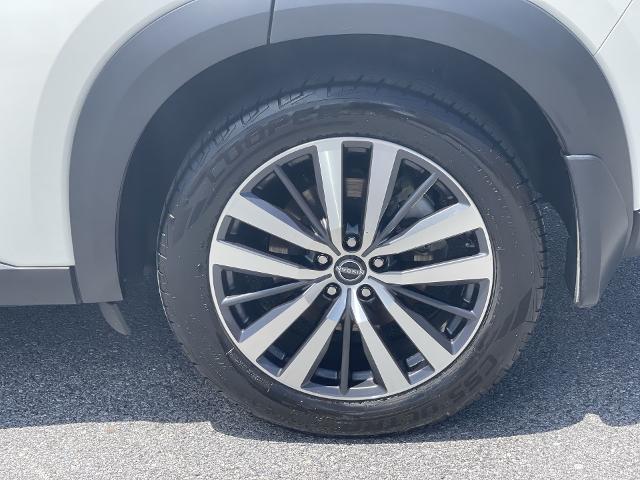 2022 Nissan Pathfinder Vehicle Photo in BENTONVILLE, AR 72712-4322