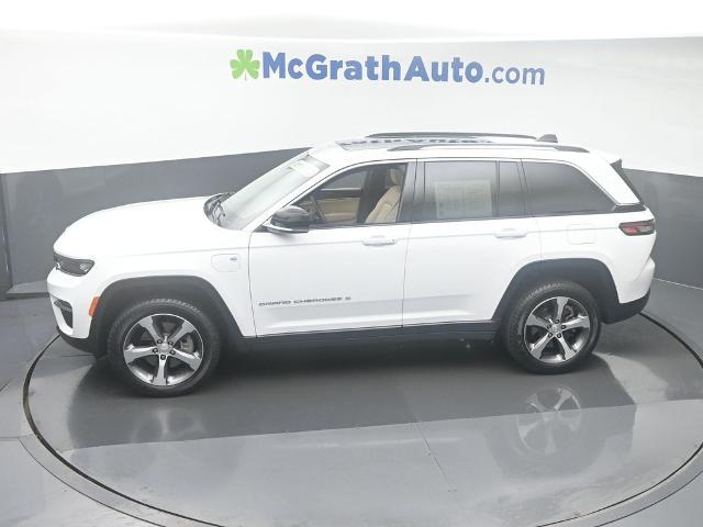 2023 Jeep Grand Cherokee 4xe Vehicle Photo in Cedar Rapids, IA 52402