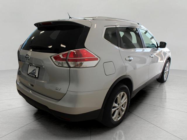 2015 Nissan Rogue Vehicle Photo in Green Bay, WI 54304