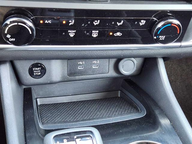 2024 Nissan Rogue Vehicle Photo in DENTON, TX 76210-9321