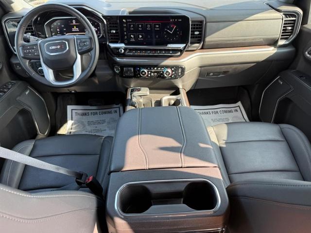 2024 GMC Sierra 1500 Vehicle Photo in COLUMBIA, MO 65203-3903