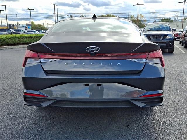 2023 Hyundai ELANTRA Vehicle Photo in New Bloomfield, PA 17068